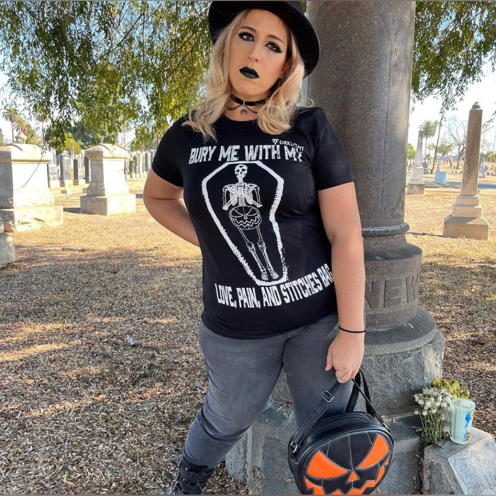 DRKLGHT Love Pain and Stitches LPS size SMALL top shirt t-shirt